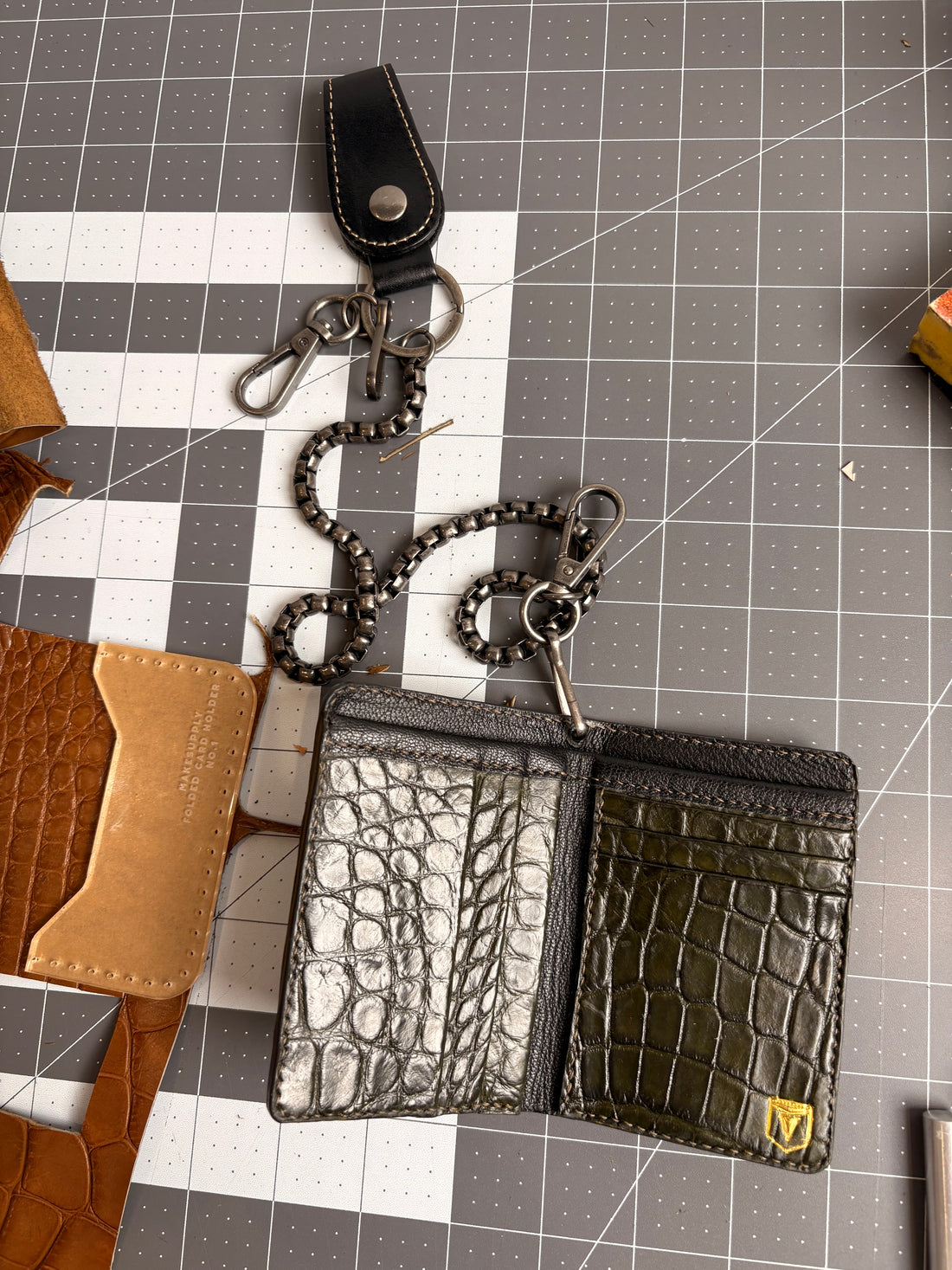 Chain gang wallet